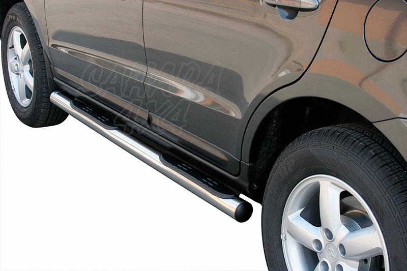 Estribos en tubo inox 76mm, con pisantes para Hyundai Santa Fe 2006-2010