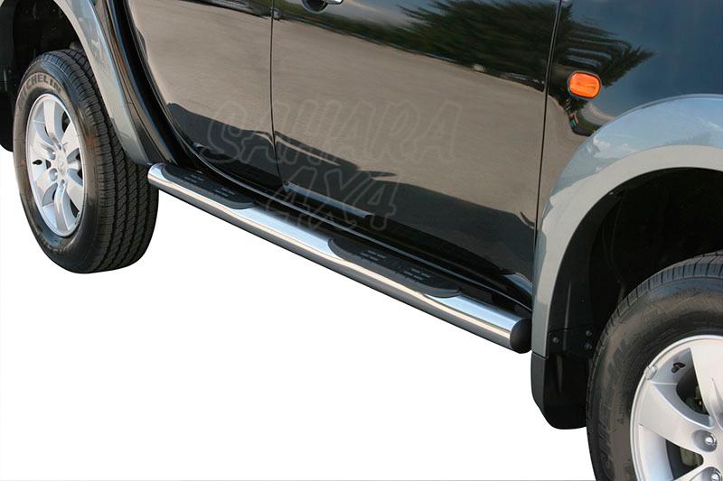 Pareja de estribos en tubo inox 76mm, con pisantes para Mitsubishi L-200 Triton 2006-2009 - Para Doble Cabina