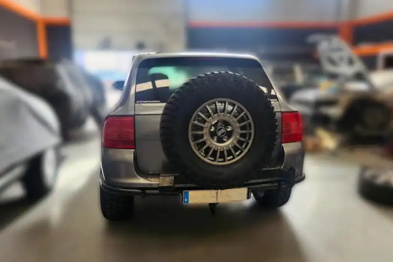 Wheel carrier with rear bumper, single tube, Porsche Cayenne E2 957