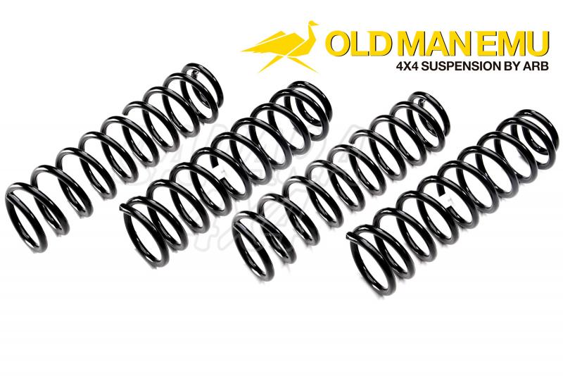 Coil Spring Kit OME +4cm para Jeep Grand Cherokee WK2 3.2 Diesel