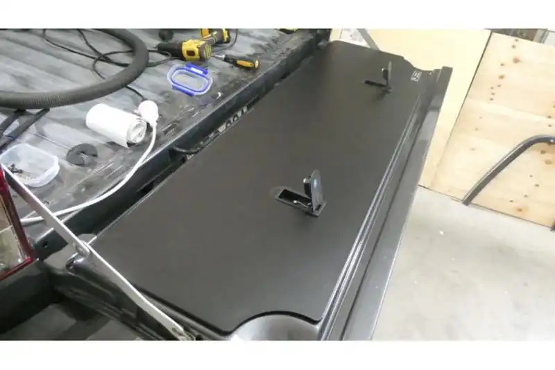 Huracan Fabrication Hilux Revo J-Deck caja de carga Tailgate Storage