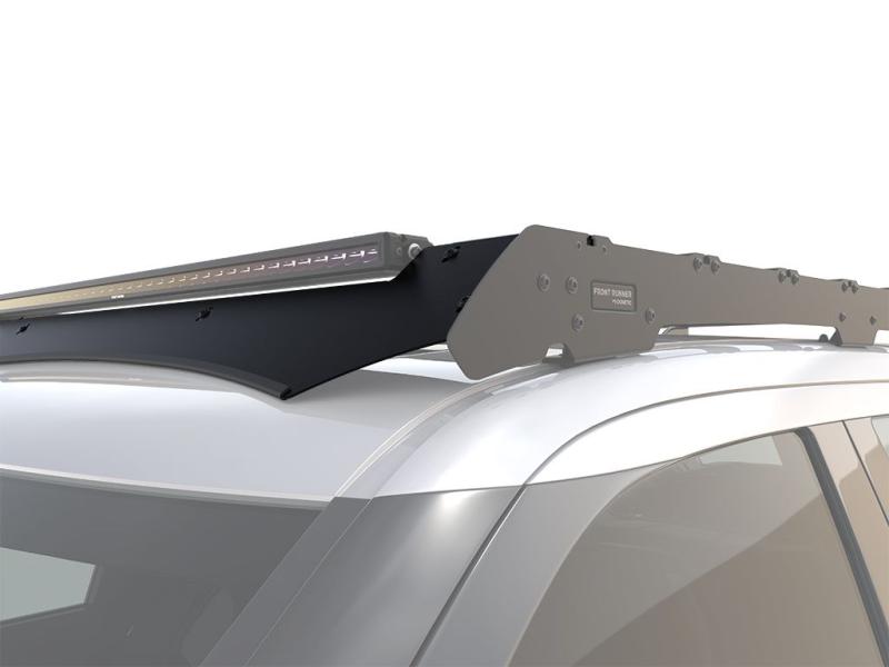 Deflector de viento para baca Slimsport compatible barra de Led 40- Toyota Tundra Crew Cab (2022-) - Mejorar la aerodinmica cuando el transporte de carga y aadir una luz a tu Toyota Tundra Crew Cab con este deflector de viento especialmente diseado.